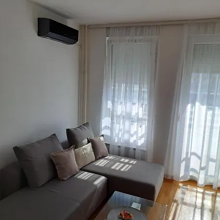 Manhattan Zumbul Belvil בלגרד