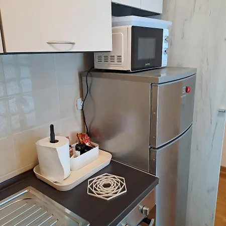 Manhattan Zumbul Belvil *