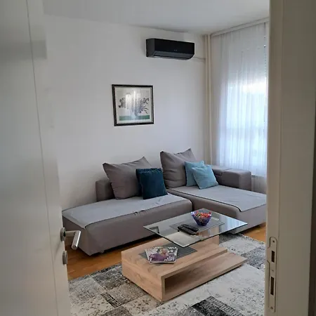 Manhattan Zumbul Belvil בלגרד